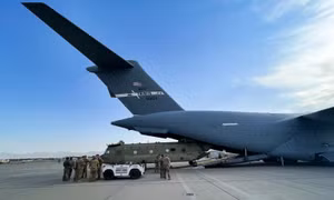 Bộ trưởng Quốc phòng Mỹ đối mặt sức ép lớn sau rối loạn ở Afghanistan