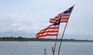 Lật thuyền ngoài khơi Liberia, 15 người mất tích