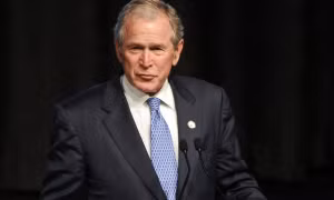 Cựu Tổng thống George Bush điện chúc mừng ông Biden, đánh giá bầu cử ‘công bằng’