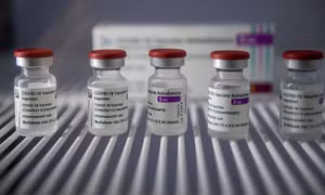 Thiếu nguồn cung, EU đề nghị Mỹ ‘mở van’ vaccine để đẩy nhanh tiêm chủng