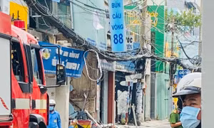 Nổ bình gas làm sập quán bún ở TP Hồ Chí Minh