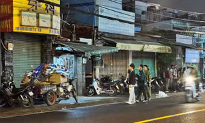 TP Hồ Chí Minh: Nổ thùng phuy, 1 người bị thương nặng