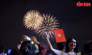 TP Hồ Chí Minh: Điều chỉnh giao thông phục vụ bắn pháo hoa dịp 30/4
