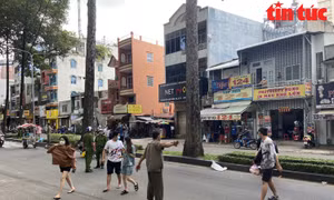 Cháy ký túc xá Đại học Kinh tế TP Hồ Chí Minh khiến hàng chục sinh viên hoảng loạn