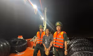 TP Hồ Chí Minh: Bắt giữ bị can hiếp dâm lẩn trốn trên tàu cá