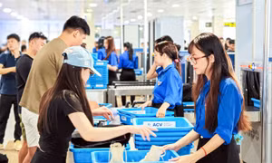 Hơn 115.000 lượt khách qua sân bay Tân Sơn Nhất ngày 26/4