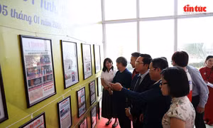 Lần đầu tiên công bố ấn phẩm báo chí của 34 tỉnh, thành mới