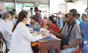 Bộ đội Biên phòng TP Hồ Chí Minh đồng hành cùng người dân xã đảo Thạnh An