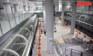 Cận cảnh bên trong ga ngầm lớn nhất tuyến metro Bến Thành - Suối tiên