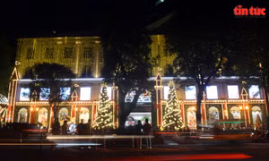 TP Hồ Chí Minh trang hoàng lộng lẫy chào đón Giáng sinh