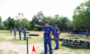 Bộ Tư lệnh Vùng Cảnh sát biển 3 tổ chức bắn đạn thật, 100% đạt yêu cầu