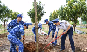 Bộ Tư lệnh Vùng Cảnh sát biển 3 phát động trồng cây ‘Đời đời nhớ ơn Bác Hồ’