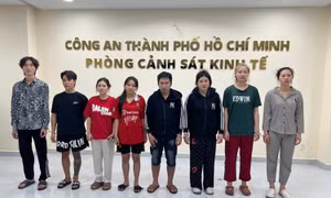 TP Hồ Chí Minh: Khởi tố 8 đối tượng bán khí cười trá hình tại quán bar S Pub