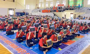 Gần 7.000 học sinh tham gia cuộc thi em yêu biển, đảo quê hương tại Bình Thuận
