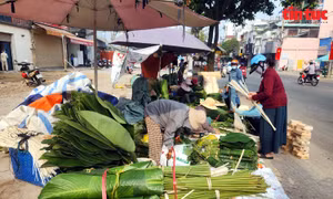 TP Hồ Chí Minh: Chợ lá dong hơn nửa thế kỷ nhộn nhịp những ngày cận Tết