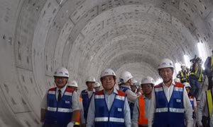 Chủ tịch UBND TP Hồ Chí Minh trực tiếp kiểm tra tuyến metro số 1 (Bến Thành- Suối Tiên)
