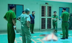 Ngã từ chung cư Cửu Long, một người đàn ông chết thảm