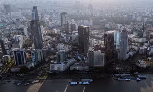 TP Hồ Chí Minh: Hạn chế giao thông phục vụ lắp đặt trận địa pháo kỷ niệm 50 năm Giải phóng 