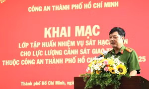 Công an TP Hồ Chí Minh tổ chức tập huấn nghiệp vụ sát hạch, cấp giấy phép lái xe