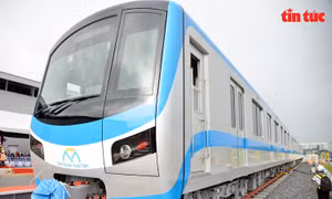 TP Hồ Chí Minh tổ chức lễ đón đoàn tàu đầu tiên của metro Bến Thành-Suối Tiên