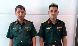 TP Hồ Chí Minh: Bắt hai đối tượng giả mạo cán bộ sĩ quan cao cấp Quân đội