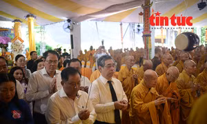  Lễ tưởng niệm, kỳ siêu liệt sĩ và đồng bào yêu nước đã hy sinh tại Công viên Lê Thị Riêng