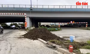 Sở GTVT TP Hồ Chí Minh phản hồi việc đóng đường tạm dưới dạ cầu Rạch Chiếc