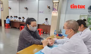 Phòng khám đông y “0 đồng” gần hai thập kỷ lặng thầm vì người nghèo