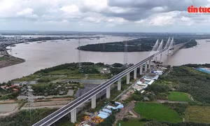 Cao tốc Bến Lức - Long Thành tăng tốc, chờ nối liền vùng kinh tế trọng điểm