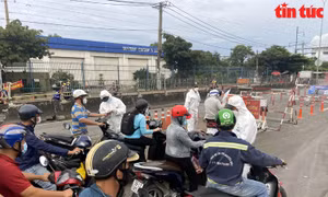Người dân các tỉnh miền Tây bắt đầu quay trở lại TP Hồ Chí Minh