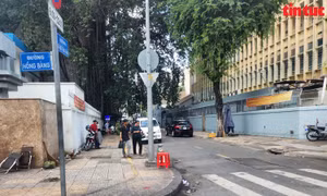 TP Hồ Chí Minh: Nhiều điểm lấn chiếm vỉa hè, lòng đường được xóa bỏ sau phản ánh