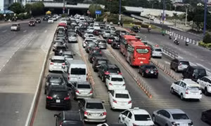 Năm ô tô đâm liên hoàn trong hầm Thủ Thiêm, giao thông ùn tắc kéo dài 