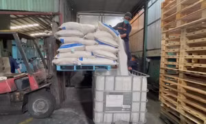 TP Hồ Chí Minh: Tiêu hủy hơn 30.000 sản phẩm nhập lậu, giả mạo nhãn hiệu