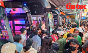 TP Hồ Chí Minh: Lượng khách qua bến xe dự kiến tăng mạnh dịp Quốc khánh 2/9