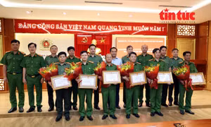 TP Hồ Chí Minh biểu dương lực lượng công an phá nhanh vụ án có yếu tố nước ngoài