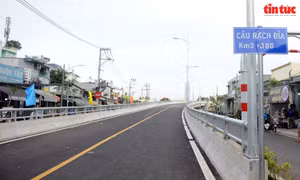 TP Hồ Chí Minh: Thông xe cầu hơn 500 tỷ đồng nối Quận 7 và huyện Nhà Bè