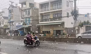 Nhiều quận, huyện ở TP Hồ Chí Minh xuất hiện mưa lớn