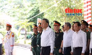 Tổng Bí thư, Chủ tịch nước Tô Lâm dâng hương, kiểm tra công tác tìm kiếm hài cốt liệt sĩ 