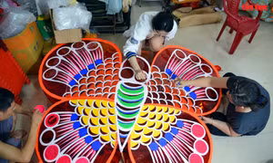 TP Hồ Chí Minh: Làng lồng đèn truyền thống Phú Bình nhộn nhịp mùa Trung thu
