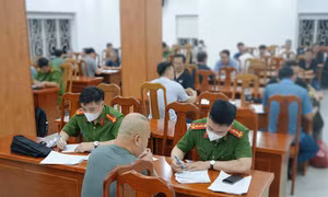 Tiếp nhận 33 công dân bị trục xuất, hỗ trợ tái hòa nhập cộng đồng