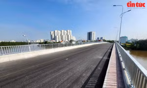 TP Hồ Chí Minh: Cận cảnh cầu Phước Long nối Quận 7 và huyện Nhà Bè trước giờ G