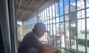 TP Hồ Chí Minh: Ra quân tuyên truyền PCCC, vận động tháo dỡ 'chuồng cọp' tại các chung cư