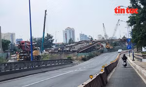 TP Hồ Chí Minh: Cấm xe hai bánh rẽ trái và quay đầu trên đường Đồng Văn Cống