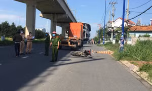 Xe container va chạm xe máy, một người tử vong