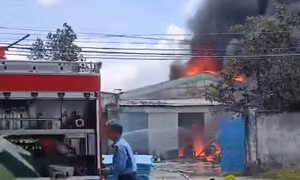 TP Hồ Chí Minh: Khống chế vụ cháy lớn trong Khu công nghiệp Tân Phú Trung