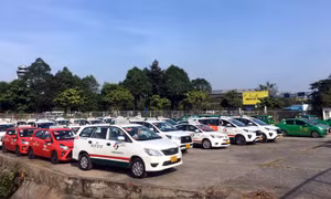 Đưa vào hoạt động bãi đỗ taxi miễn phí ở sân bay Tân Sơn Nhất