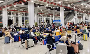 TP Hồ Chí Minh: Vé xe, tàu ‘nóng’ dịp cao điểm Tết Bính Ngọ 2026
