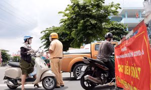 Nhiều chốt kiểm soát ở TP Hồ Chí Minh được tái lập, người dân sẽ bị kiểm tra ngẫu nhiên