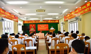 Đoàn công tác Cảnh sát biển kiểm tra xây dựng đơn vị tại Đoàn Trinh sát số 2