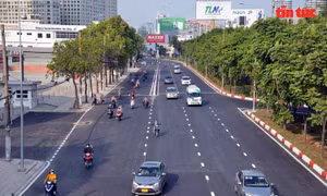 Thông xe đường Nguyễn Hữu Cảnh đúng ngày 30/4